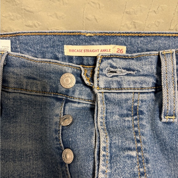 Levi's Denim - Ribcage Straight Ankle Jeans - Blue